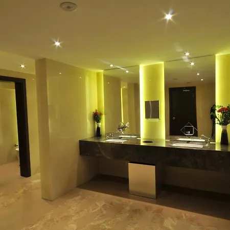 Hotel Adela